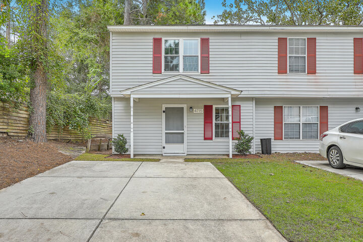 4715 Linfield Lane  North Charleston SC 29418 photo