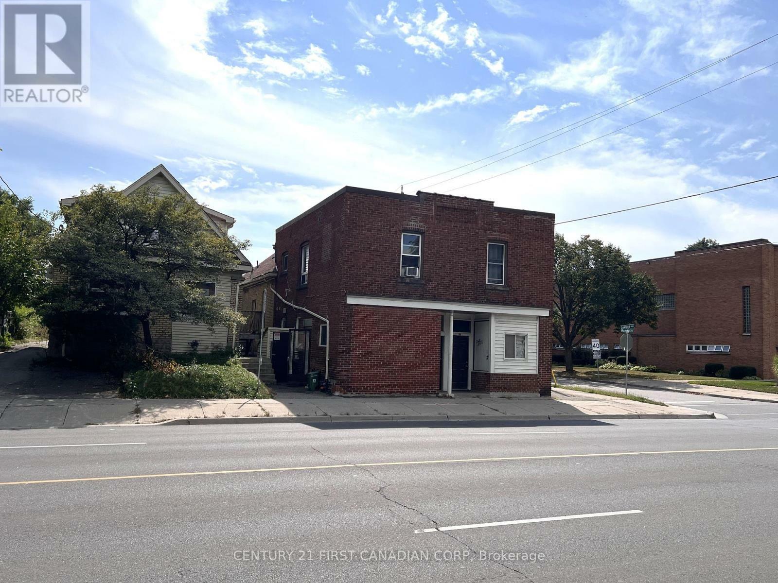 Photo de la propriété:  1267 Dundas Street  ON N5W 3B3 