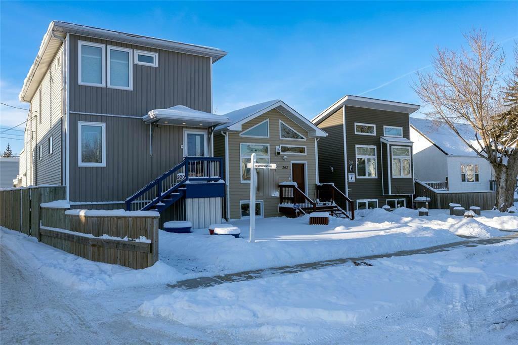 Property Photo:  200 Parkview Street  MB R3J 1S3 