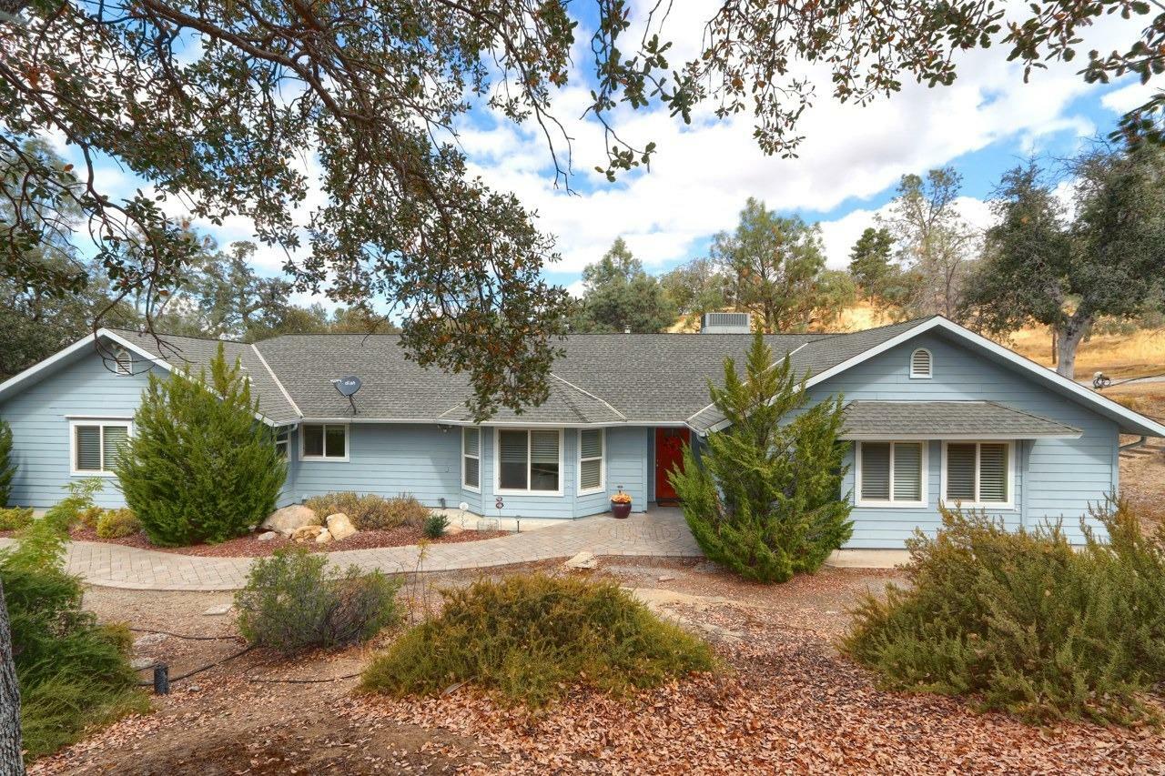 Property Photo:  43443 Running Deer Drive  CA 93614 