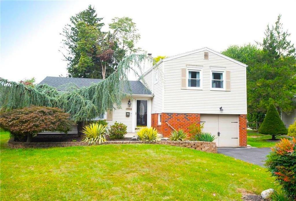 Property Photo:  2533 Nottingham Road  PA 18017 