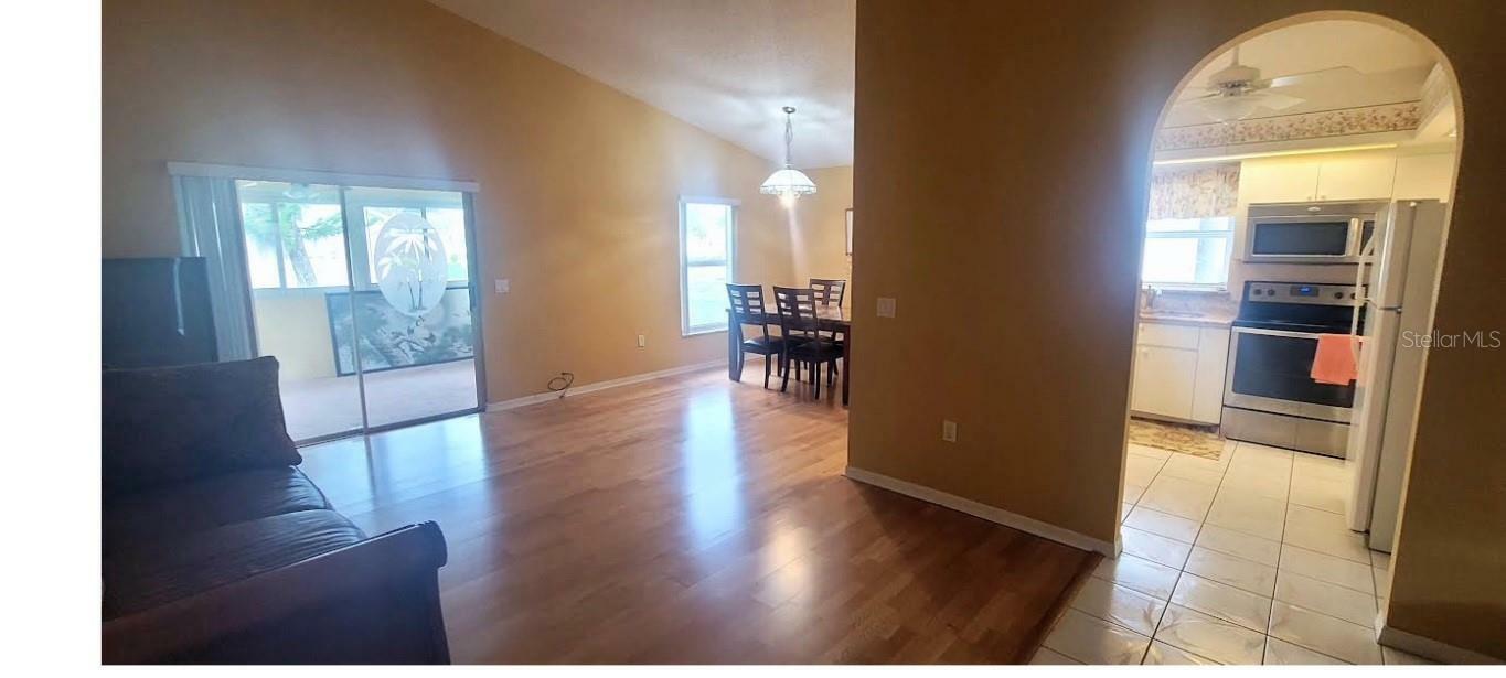 Property Photo: 4432 Whitton Way FL 34653
