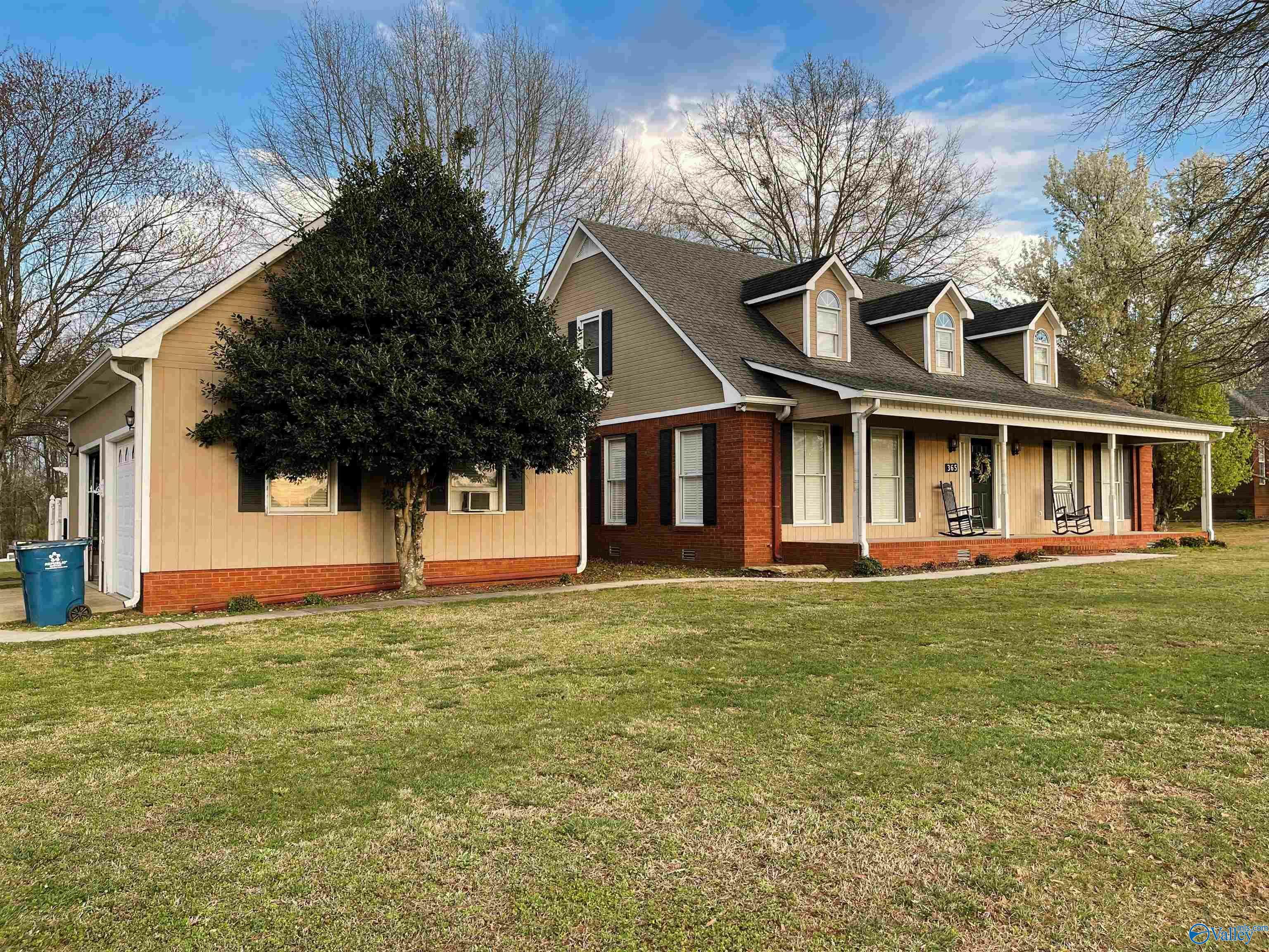 Property Photo:  365 Aurora Road  AL 35956 