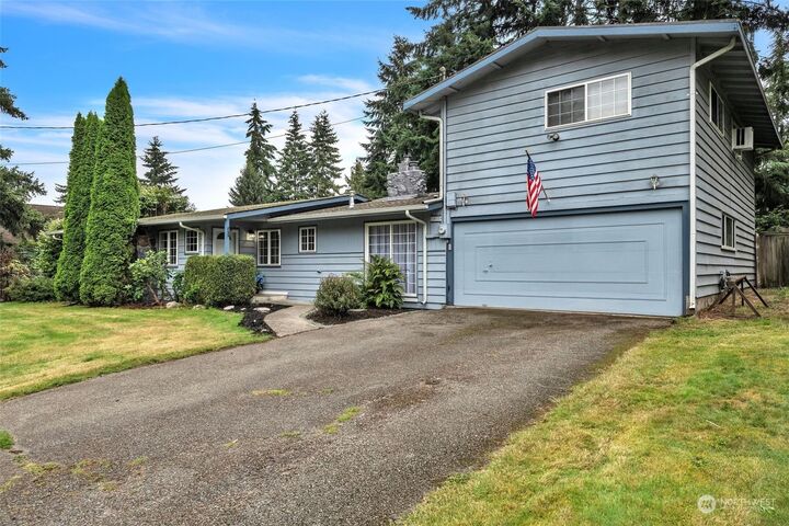 Property Photo: 1915 SW 317th Place WA 98023