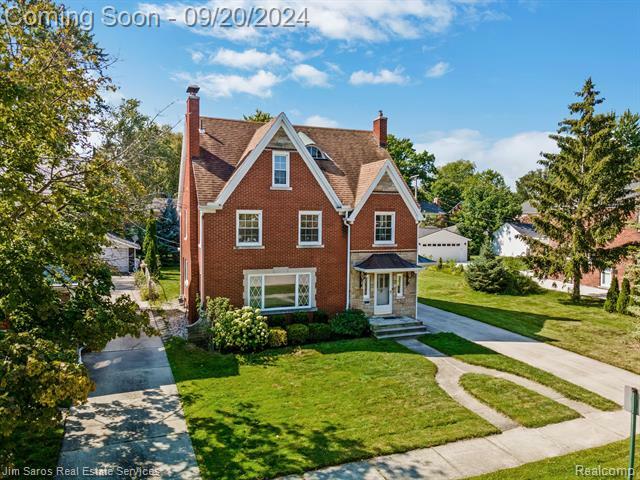 1689 Broadstone Road  Grosse Pointe Woods MI 48236 photo