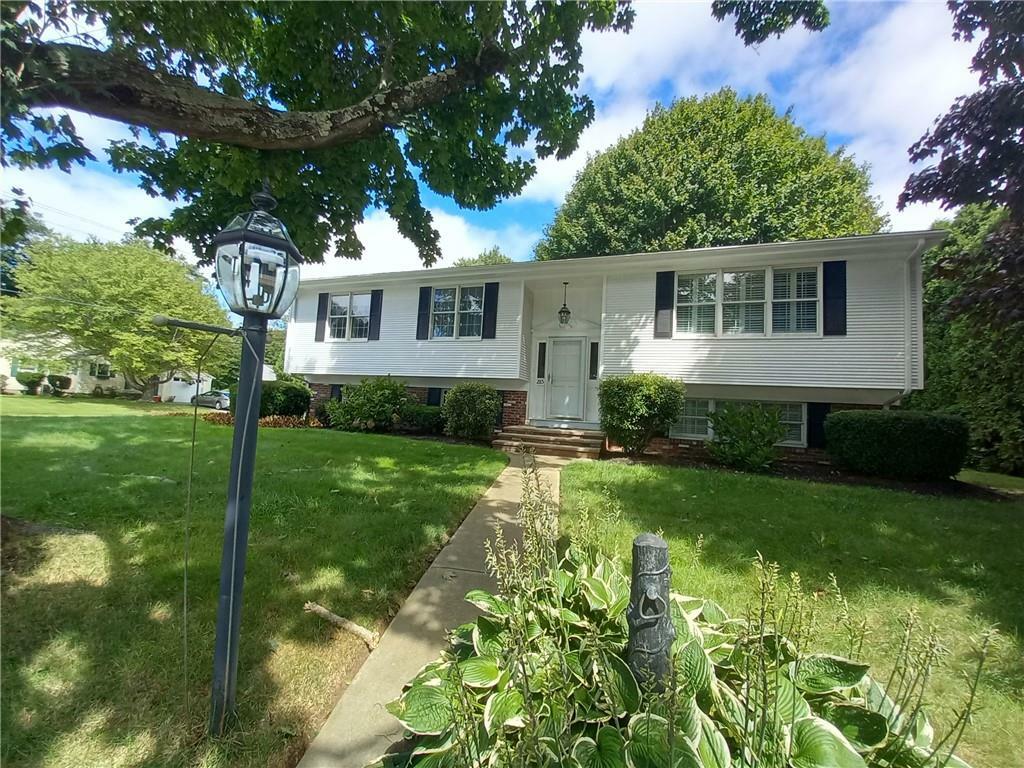 Property Photo:  285 Kingstown Road  RI 02882 