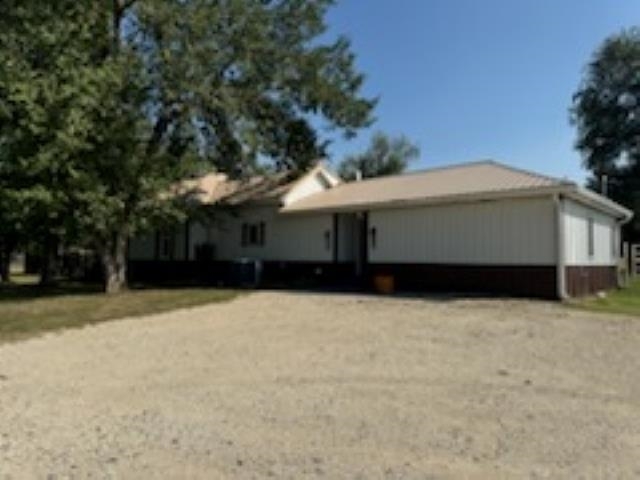 Property Photo:  205 W Sunbarger  KS 66842 