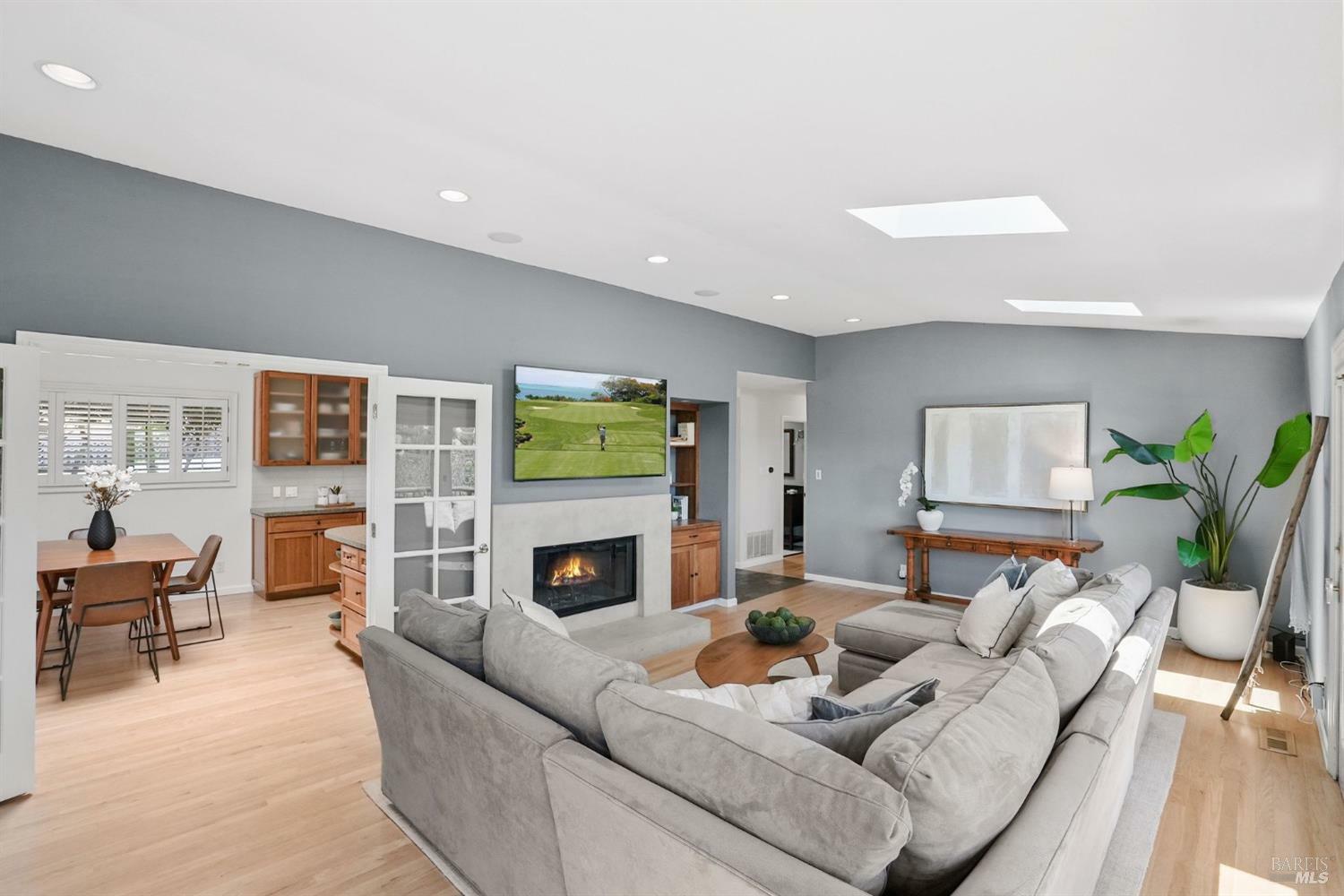 Property Photo:  92 Woodside Drive  CA 94960 