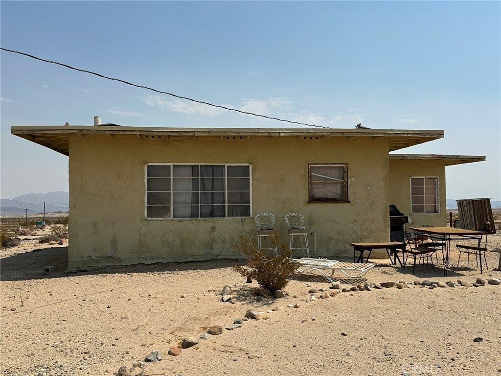 Property Photo:  78345 Indian Trl Trail  CA 92277 