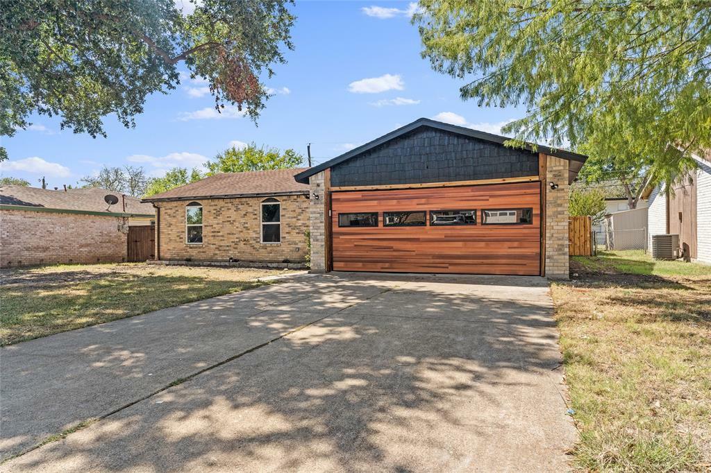 Property Photo:  1217 Tulip Trail  TX 75149 