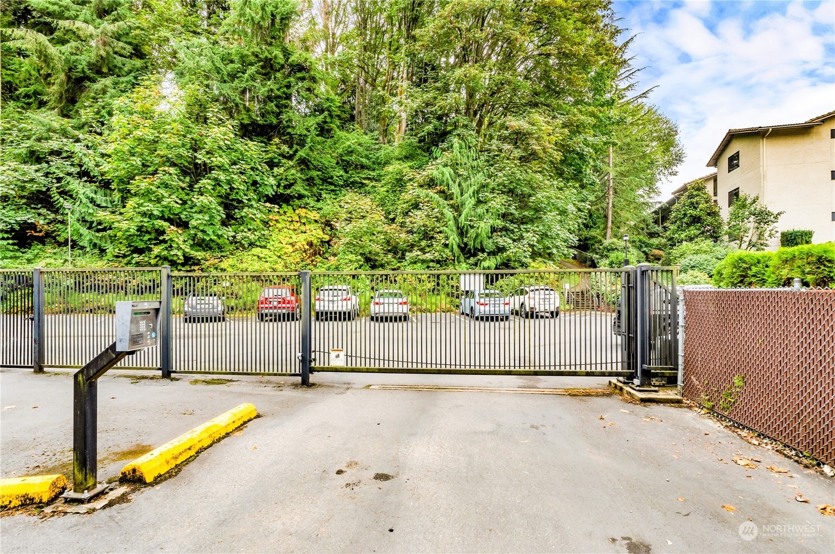 Property Photo:  28313  Redondo Way S 308  WA 98198 