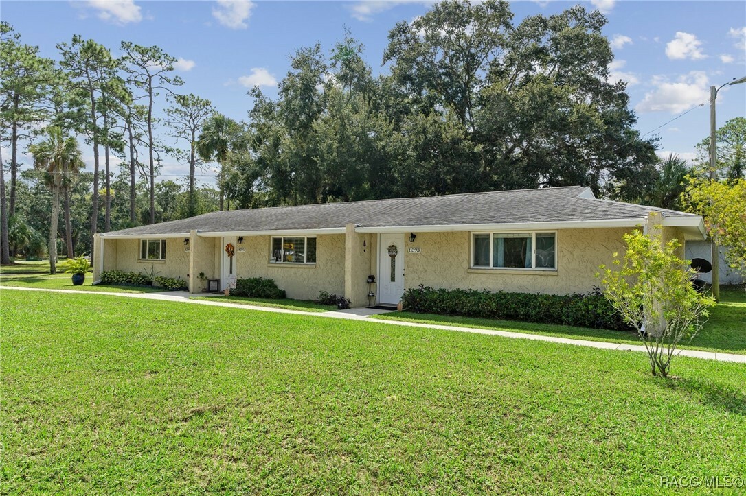 Property Photo:  8395 & 8389 W Homosassa Trail  FL 34448 