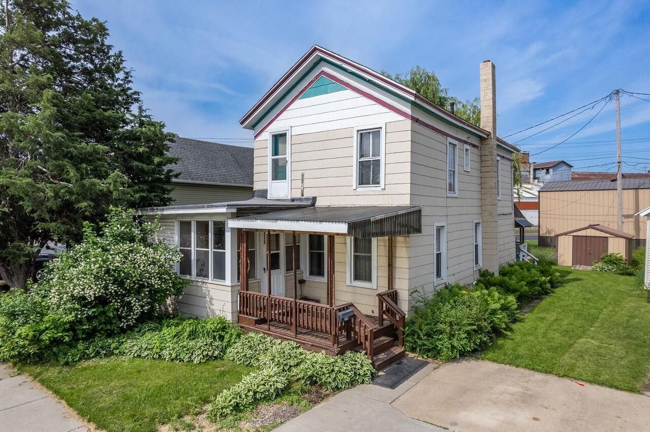 Property Photo:  336 South Locust Street  WI 53959 