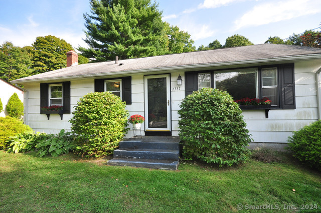 Property Photo:  2337 Ellington Road  CT 06074 