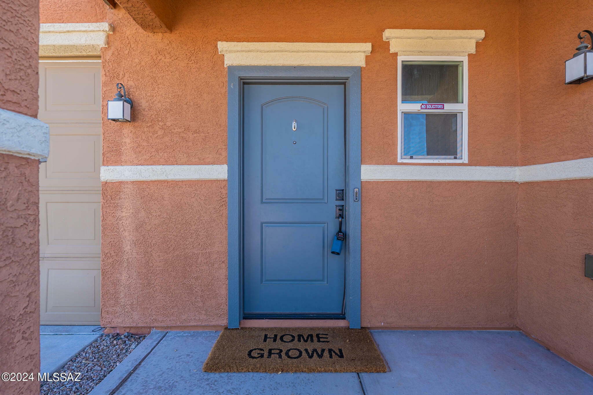 Property Photo:  441 W Charles L McKay Street  AZ 85641 