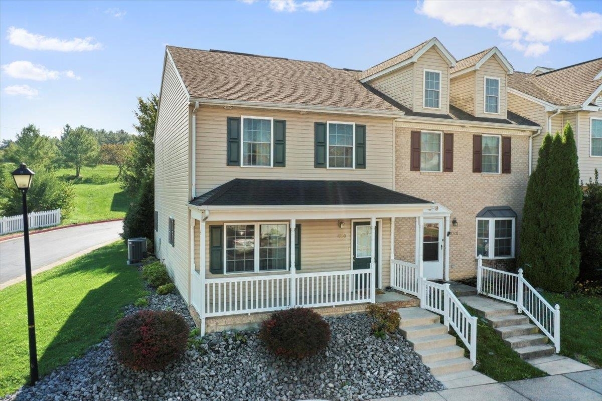 Property Photo:  1330 Old Windmill Cir  VA 22802 