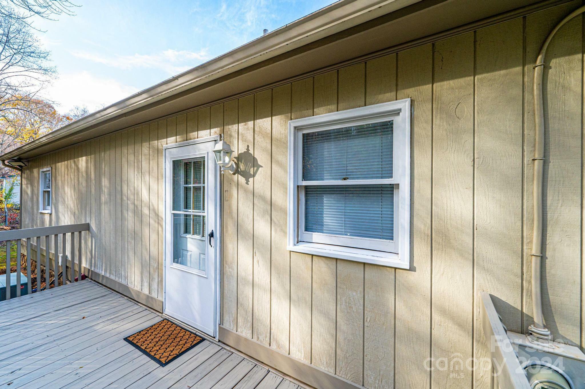 Property Photo:  1303 Idlewood Street 16  NC 28645 