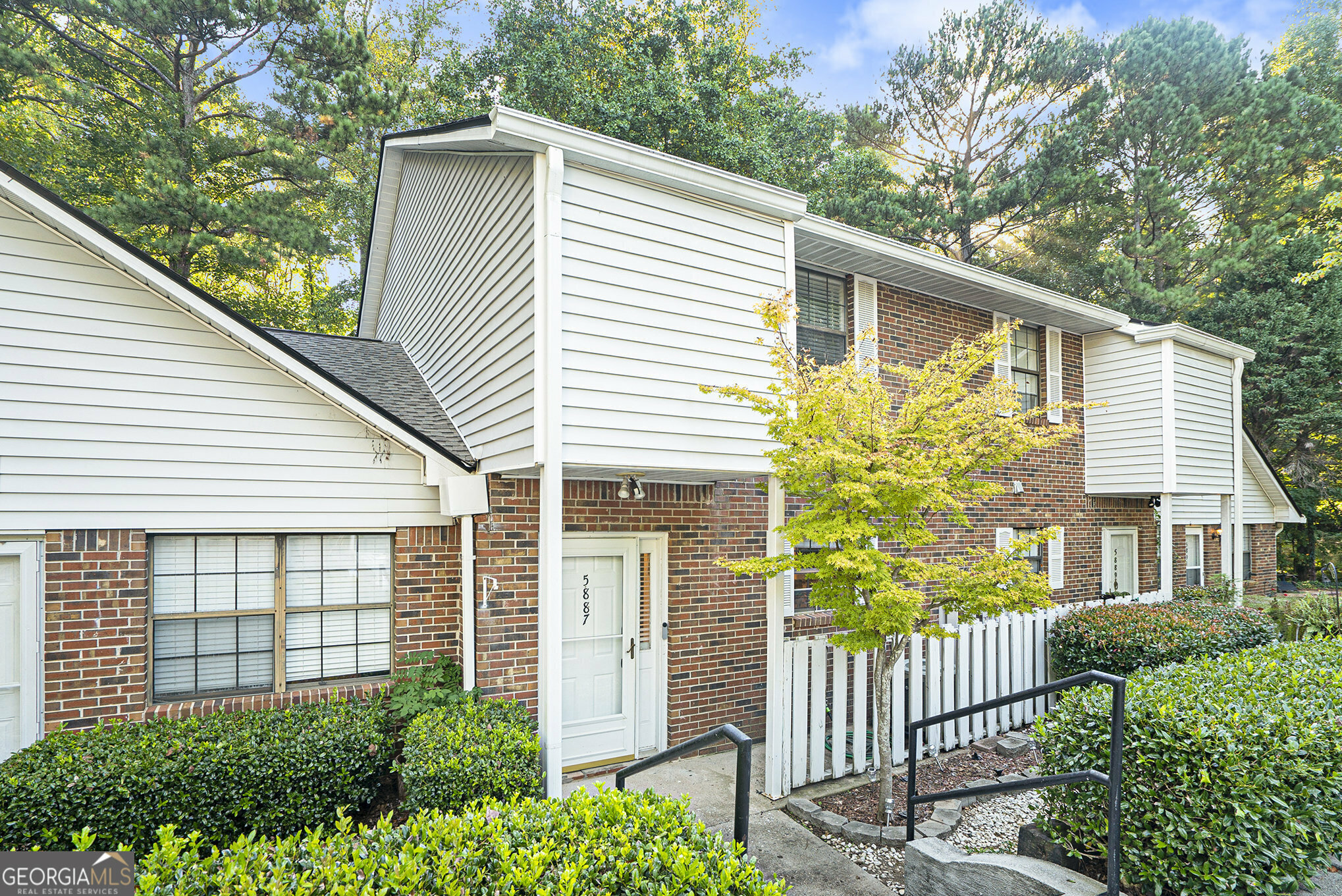 Property Photo: 5887 Wintergreen Road GA 30093