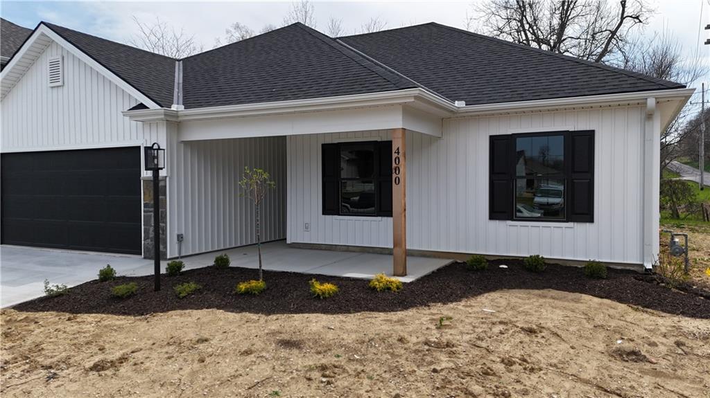 Property Photo: 4000 Stacey Way Court MO 64505
