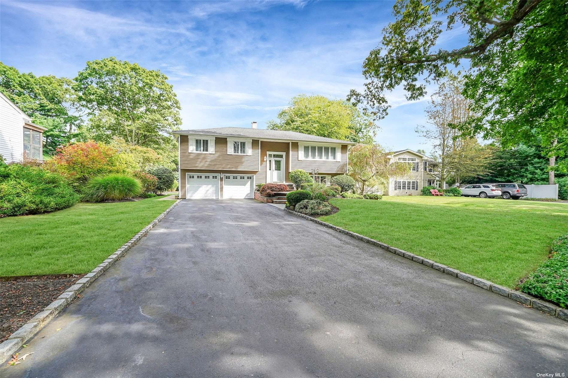 Property Photo:  147 Lincoln Drive  NY 11769 