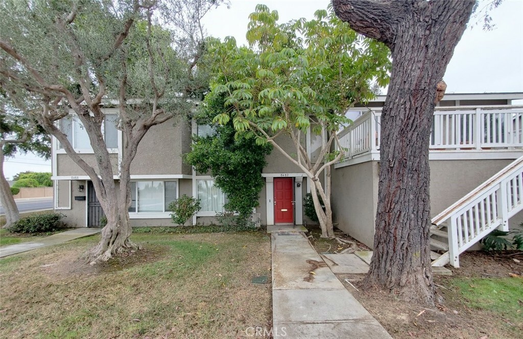 8482 Benjamin Drive 10  Huntington Beach CA 92647 photo