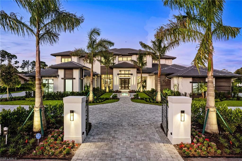 Property Photo: 796 Cassena Rd FL 34108