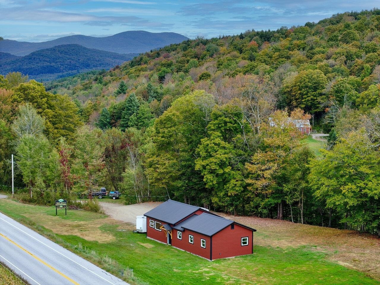 Property Photo:  1885 South Main Street  VT 05471 