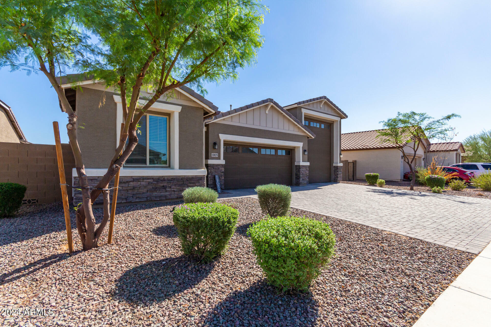 Property Photo:  10829 W Buchanan Street  AZ 85323 