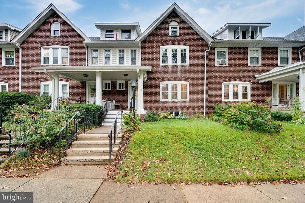 Property Photo:  922 Franklin Street  PA 19610 