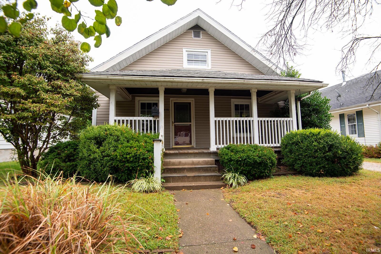 Property Photo:  1416 Buntin Street  IN 47591 