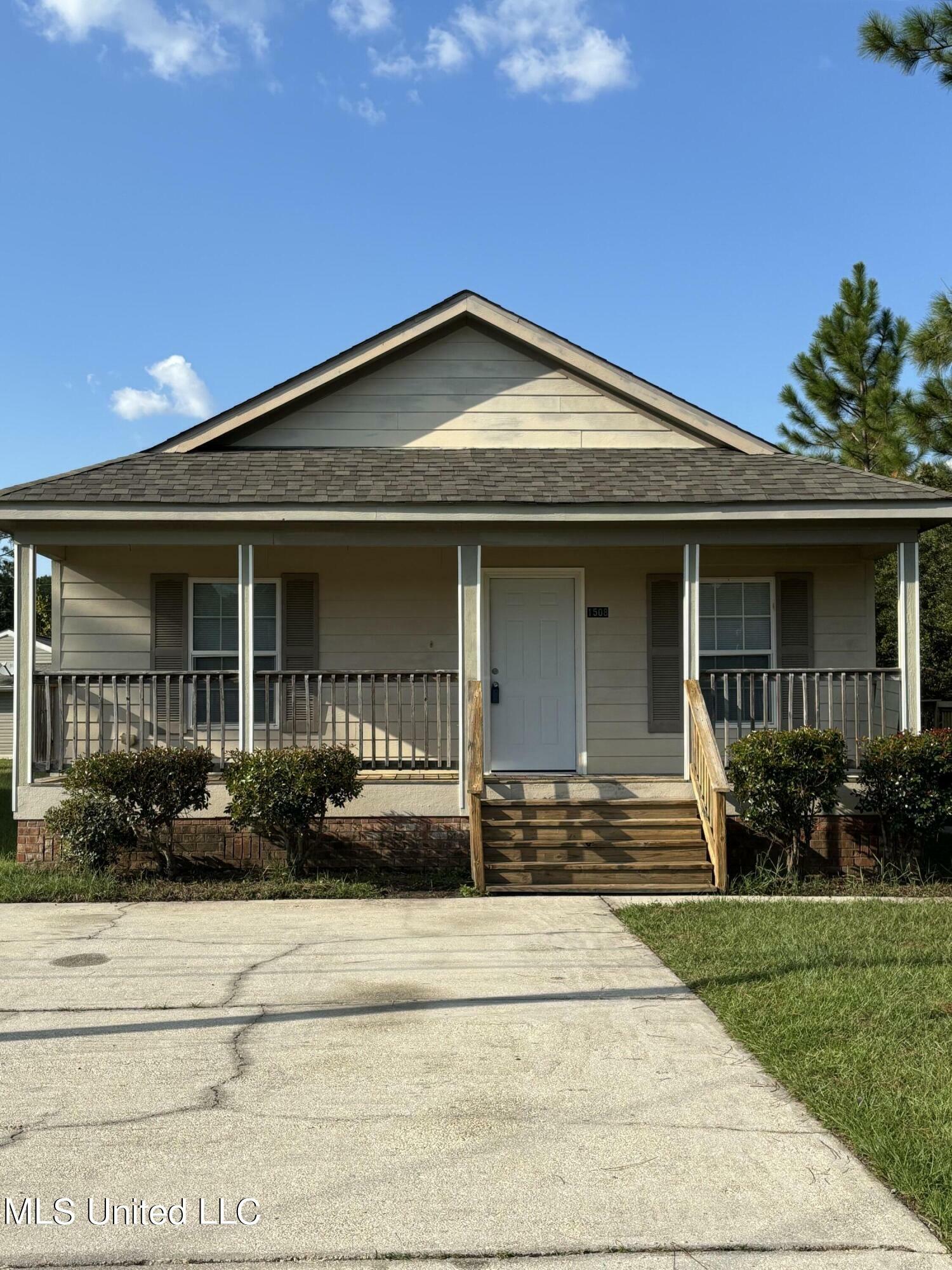 Property Photo:  1508 Lima Street  MS 39553 