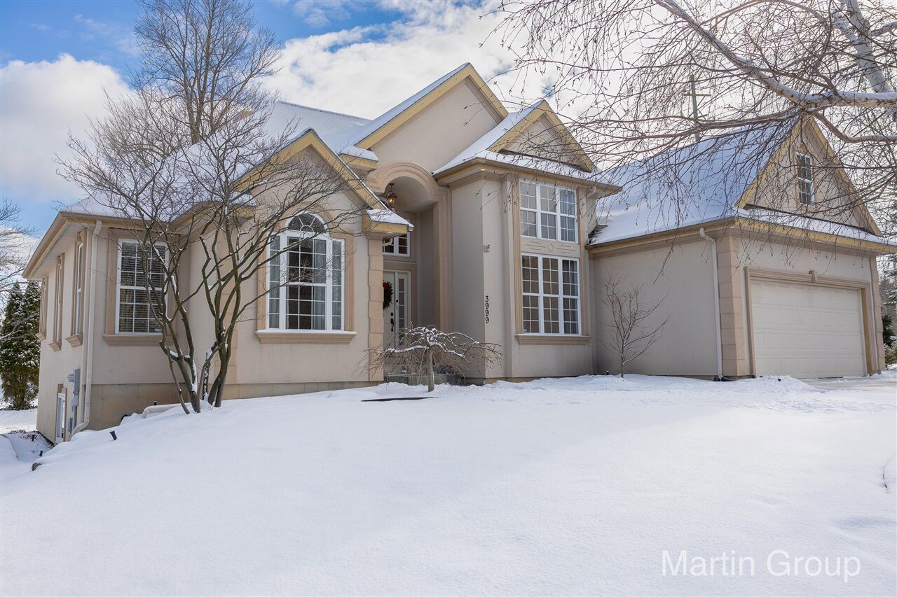 Property Photo: 3999 Bridgestone Drive MI 49546-1378