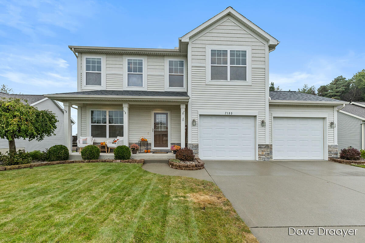 Property Photo:  7195 Blue Jay Drive  MI 49401 