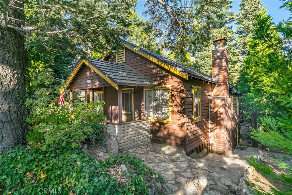 Property Photo:  26481 Alpine Lane  CA 92391 