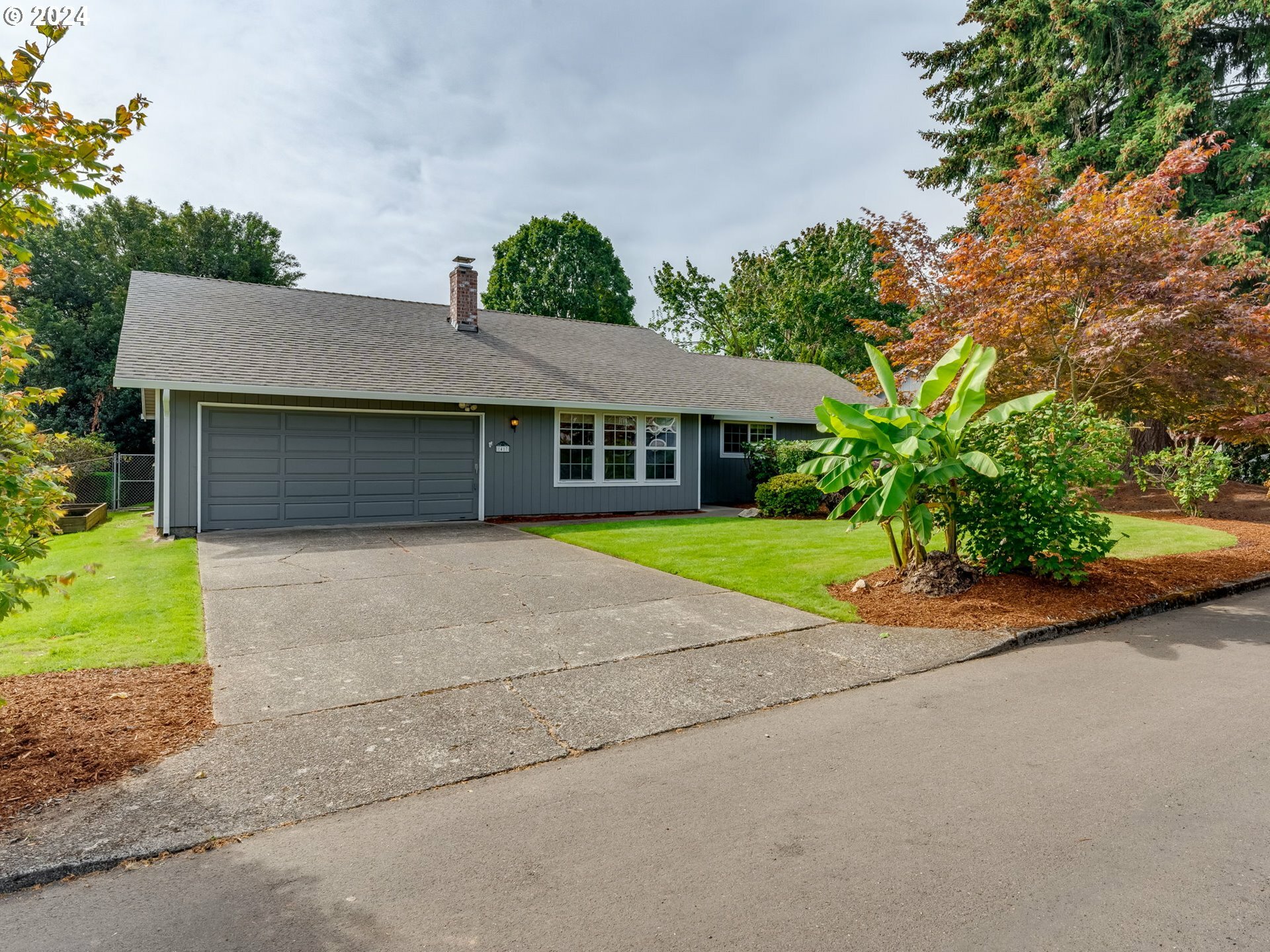 Property Photo:  1417 NW 89th St  WA 98665 