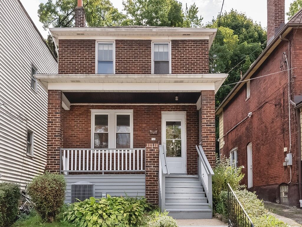 Property Photo:  746 Loretta Street  PA 15217 