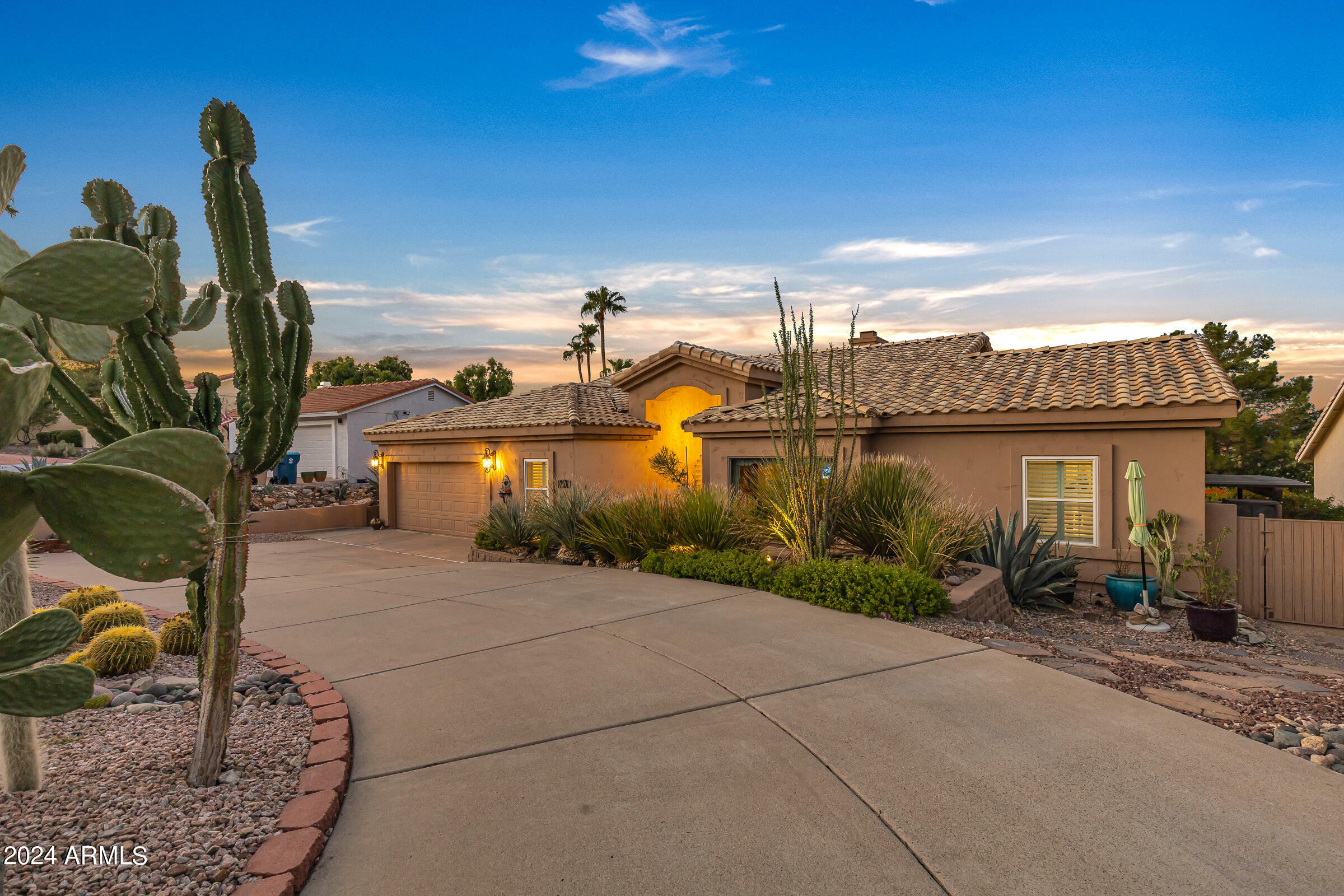 Property Photo:  15608 E Cholla Drive  AZ 85268 