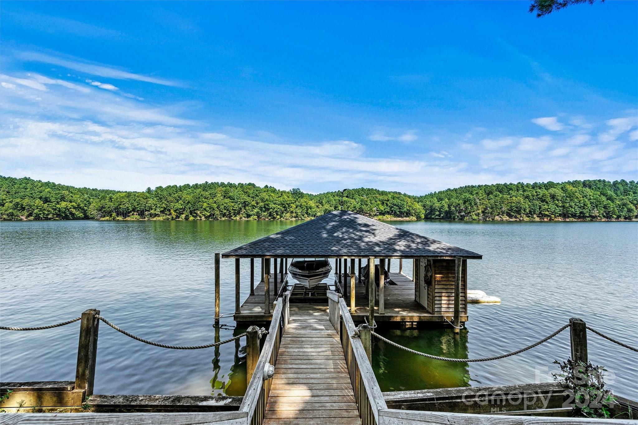 Property Photo:  302 Riverwalk Drive  NC 28612 