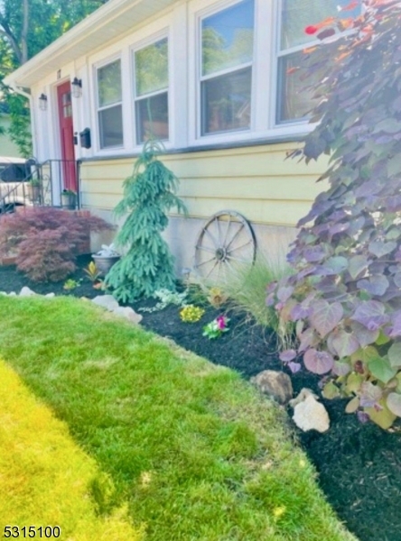 Property Photo:  17 Locust St  NJ 07420 