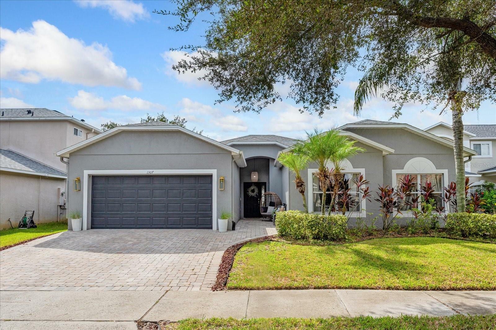 Property Photo:  1307 Castleport Road  FL 34787 