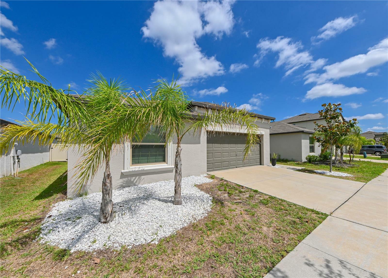 Property Photo:  4424 Eternal Prince Drive  FL 33573 