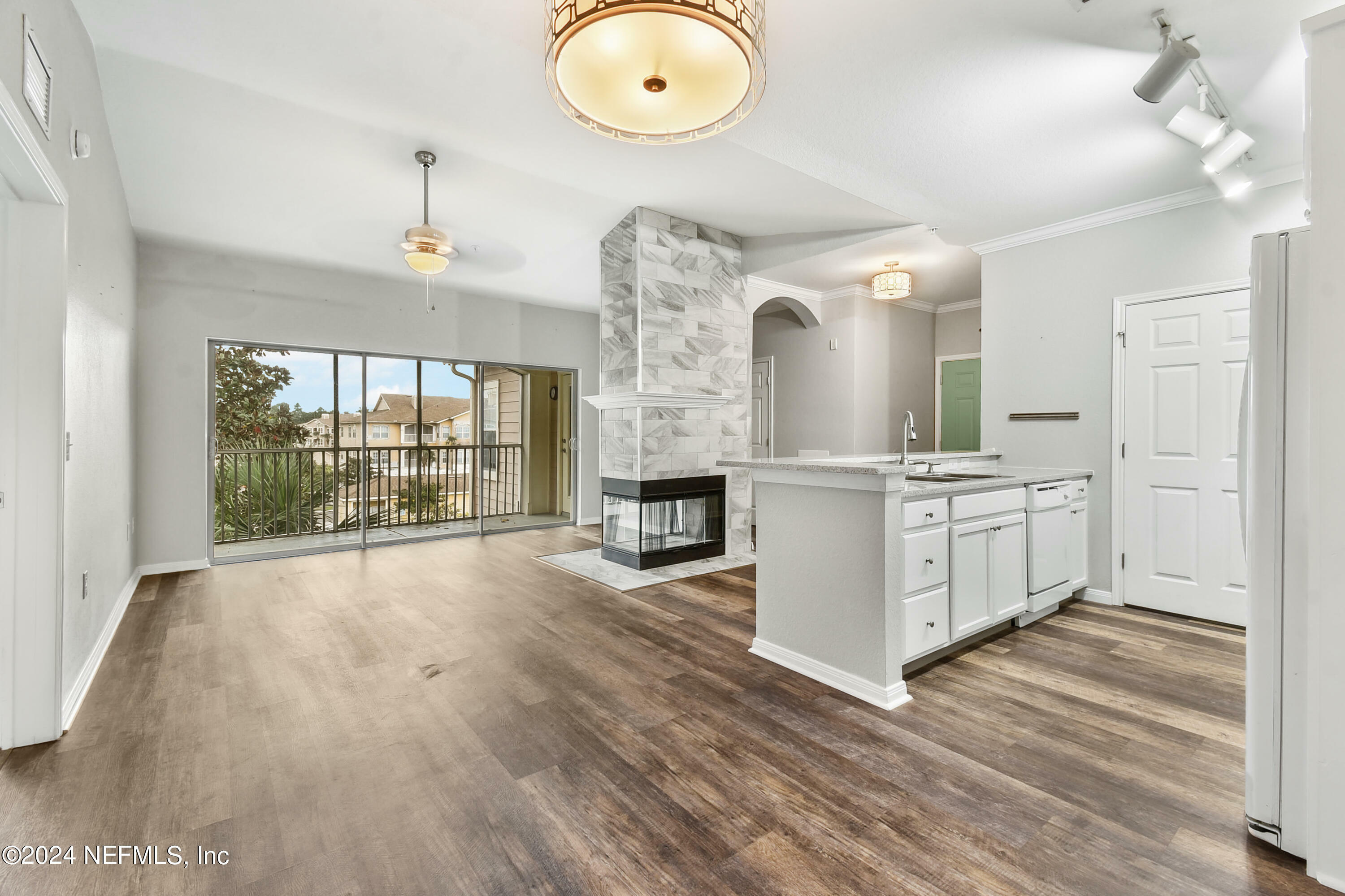 Property Photo: 255 Old Village Center Circle 9307 FL 32084