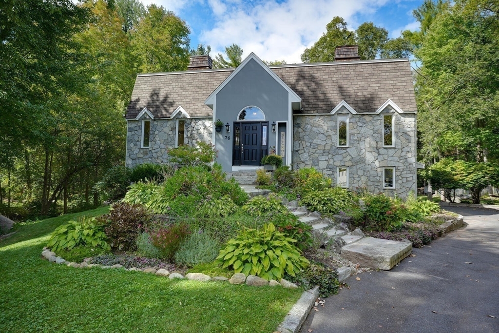 Property Photo:  76 Kendall Road  MA 01876 