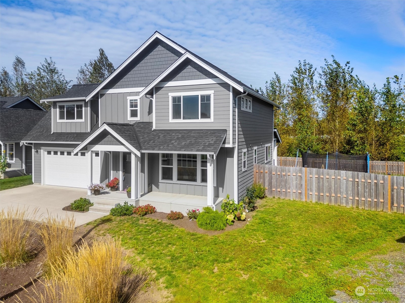 Property Photo:  913 Whispering Meadows Court  WA 98276 