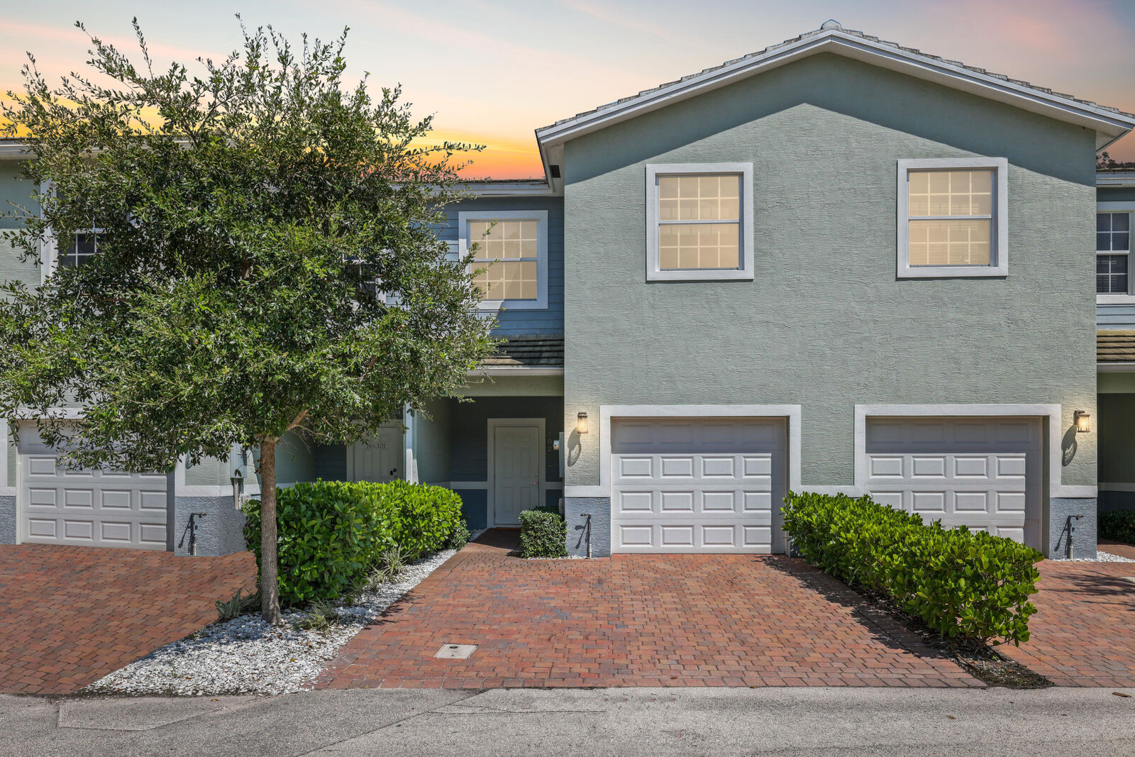 Property Photo: 1030 Crystal Way 102 FL 33444