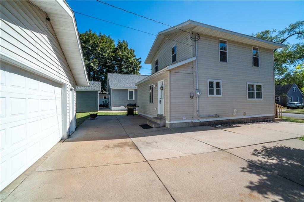 Property Photo:  728 Marshall Street  WI 54703 