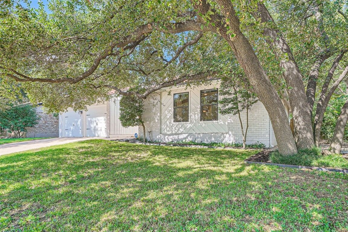 Property Photo: 11500 Catalonia Drive TX 78759