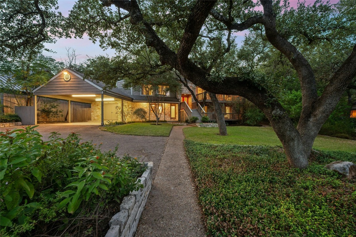 Property Photo:  1302 Constant Springs Drive  TX 78746 