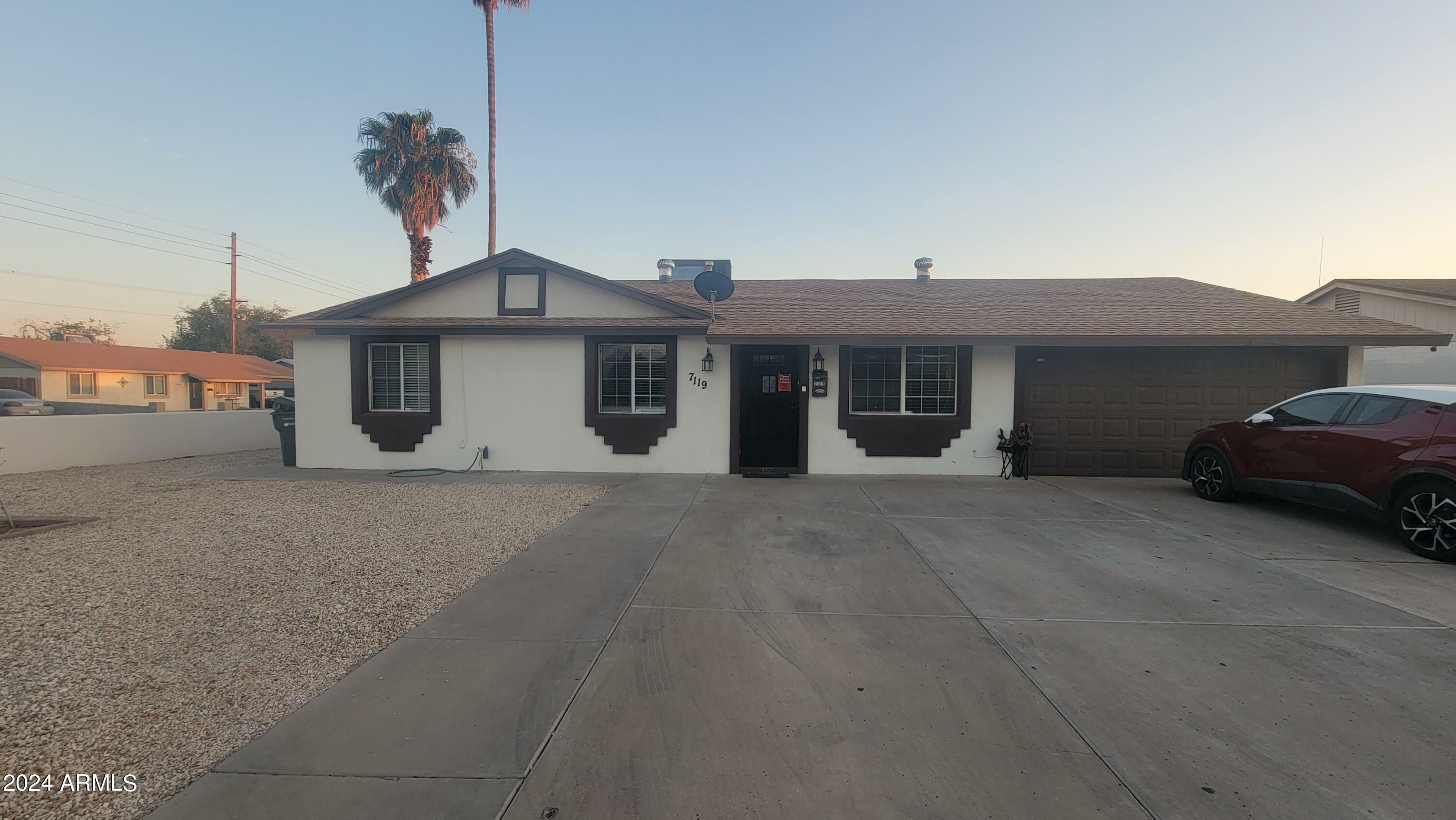 Property Photo:  7119 W Roma Avenue  AZ 85033 