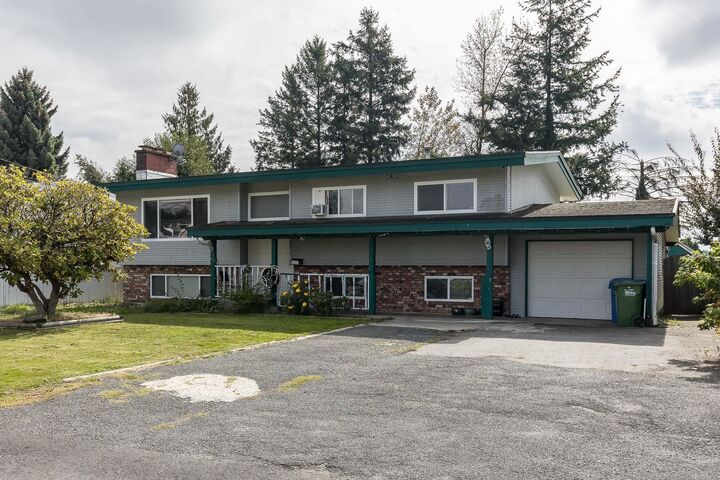 32698 Pandora Avenue — photo 1